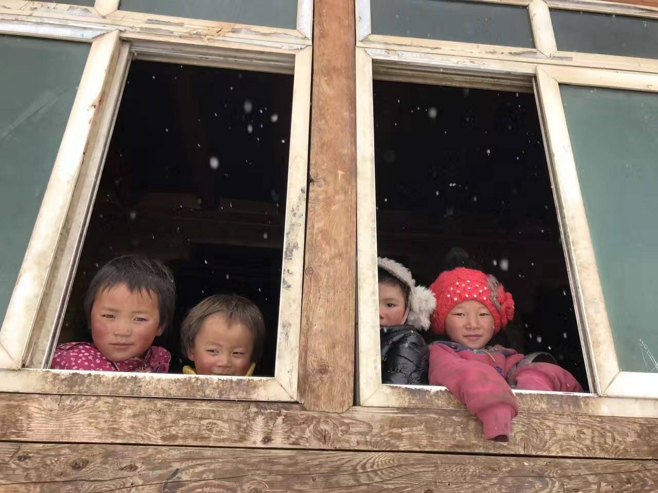 ku游在线登录官网入口-ku游(中国)公益回顾丨家国同欢月同圆 温暖满载甘孜州(图9)